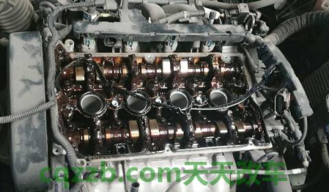 汽车刚启动时发抖一会儿变好(车辆通电时发动机故障灯亮有问题吗)  第2张