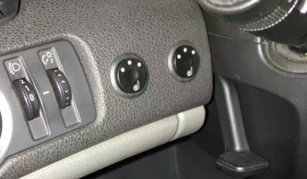 座椅加热费油吗(车辆的座椅加热可以选装吗)  第3张