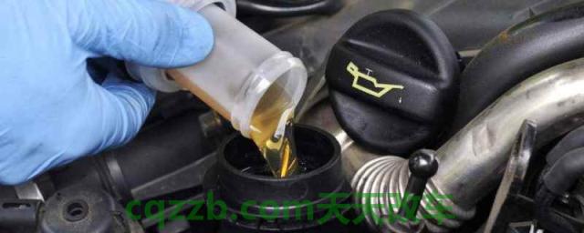 新车多久换一次机油(首保超时了怎么办)  第1张