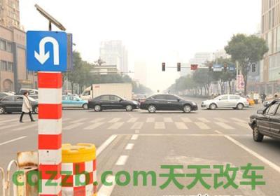 解答汽车：红绿灯路口可以掉头吗_交通问题  第2张