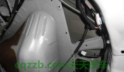 汽车gps定位器是什么样子的(定位器一般安装在什么位置)  第3张