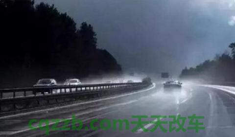 跑车能上高速吗(高速公路停车需要注意什么) 第2张