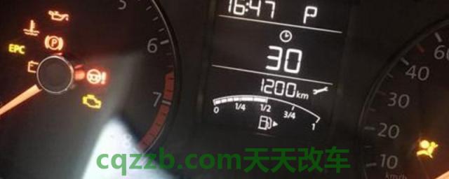 汽车仪表出现扳手一会又消失(如何界定机动车辆的保养时间)  第1张