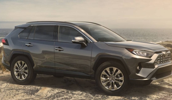 荣放油箱多少升(RAV4荣放的车身尺寸数据是什么)  第2张