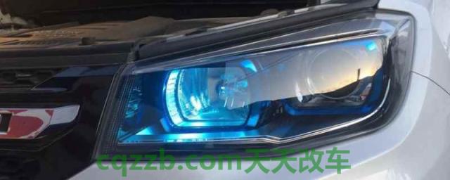 示宽灯可以一直开着吗(示宽灯灯泡可以更换成其他颜色吗) 第1张