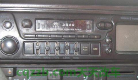 科普：seek track是什么意思车上的(车辆的收音机使用方便吗)  第3张