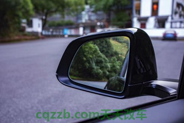 汽车问答：后视镜使用技巧_什么是后视镜使用技巧  第3张