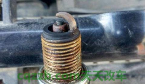 探究一下：汽车多少公里换火花塞(机动车辆火花塞去哪里更换)  第2张