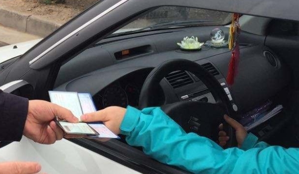 右转让左转弯还是左转弯让右转弯(违章违法行为怎么处理) 第3张