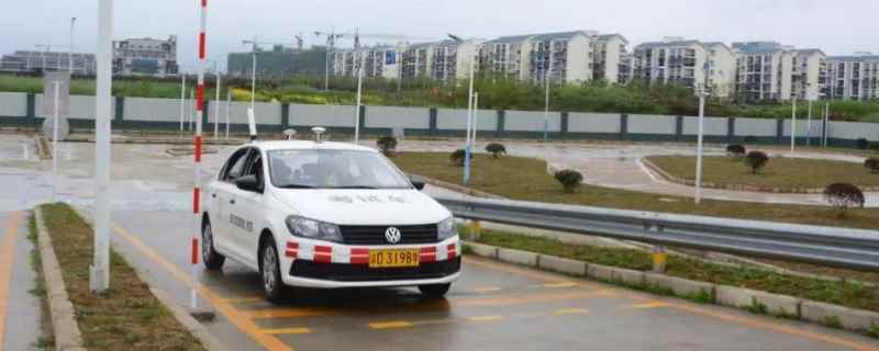 科二科三间隔太长会忘吗(机动车驾驶证科目三有考试次数限制吗)