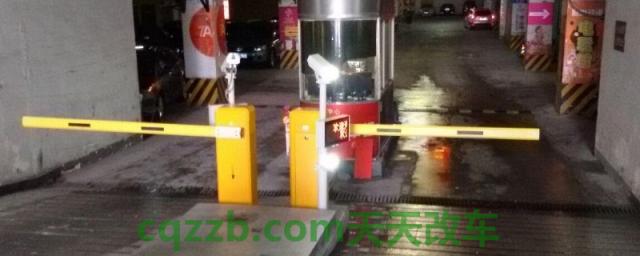 车牌识别车库怎么进两辆车(没有车辆车牌如何通过地下车库)  第1张