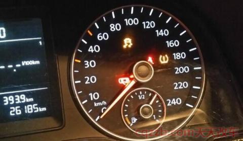 胎压防侧滑abs三个灯亮(防侧滑灯一直亮什么原因) 第2张