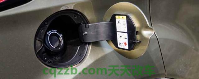 福特油箱盖开关在哪个位置(福特品牌是哪个国家)  第1张