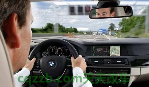 行驶过程中请勿观看视频怎么解除(行车看视频的危险性) 第2张