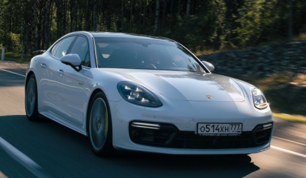 帕拉梅拉油箱多少升(帕拉梅拉的车身尺寸数据是什么)  第3张