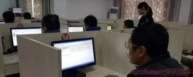 科目四怎么考(科目四考试的内容)  第1张