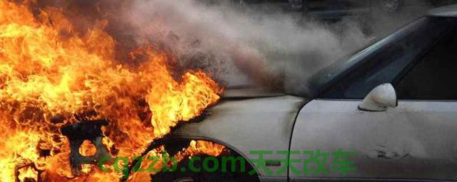 汽车涉水险和自燃险是单独买的吗(车辆保险在哪里购买) 第1张