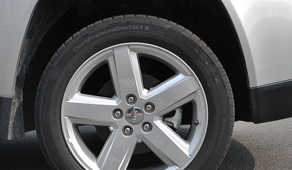 解密：七年三万公里轮胎要换吗(如何保护轮胎的安全)  第2张