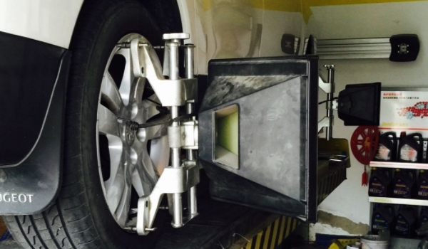 揭露：四轮定位多久需要做一次(车辆什么时候需要做4轮定位)  第3张