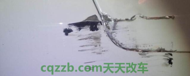 疏解：车三处刮蹭能一次走完保险么(车辆买保险可以提前多久)