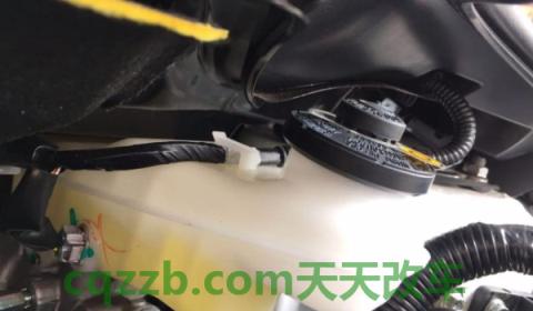 疏解：卡罗拉刹车油多久换一次(卡罗拉的刹车油不更换可以吗)  第2张