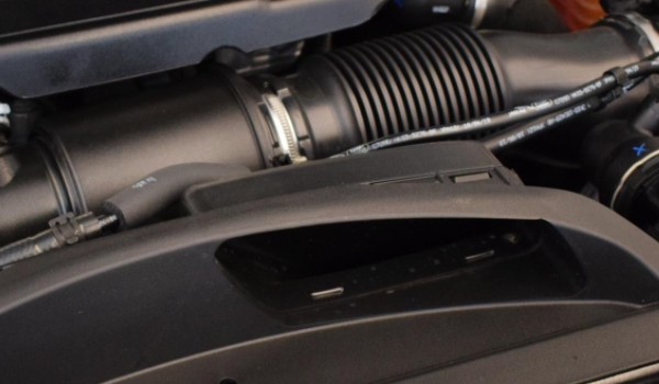 发动机进水打火了会出现怎样的情况(发动机涉水险怎么购买)  第3张