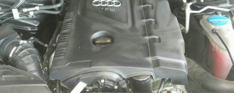 聊聊：奥迪a4机油尺在哪(奥迪a4的车身尺寸数据是什么)