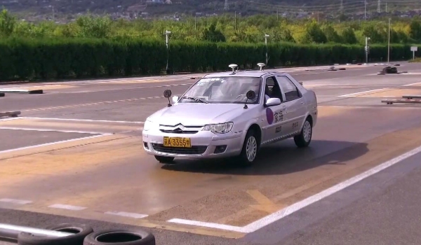 科二缴费有时间期限吗(科目二考试都有哪些项目)  第2张