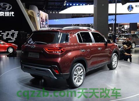 了解汽车：北京现代ix35新款落地要多少钱 北京现代ix352.0l的油耗多少  第1张