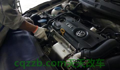 汽车小油门时一怂一怂的(车辆加油要注意什么)  第2张