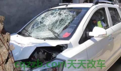 汽车前挡玻璃有个小坑可以修复吗(前风挡玻璃更换有影响吗)  第3张