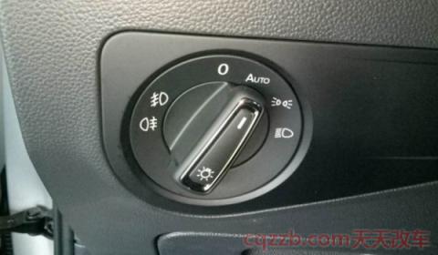 车内auto键是什么意思(车辆AUTO功能可以后改装吗)  第3张