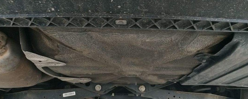 科普一下：2014款帕萨特油箱多少升(2014款帕萨特的车身尺寸数据是什么)