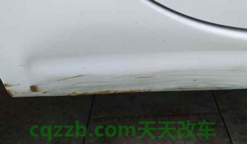车被刮蹭对方逃逸怎么办(轻微的剐蹭可以不维修吗)  第2张