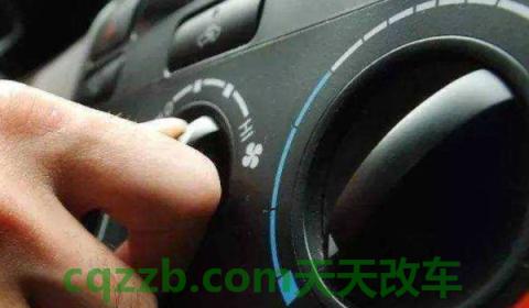 探究:在车里睡觉不开窗户可以吗(改装房车可以上路行驶) 第3张