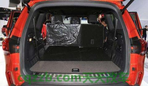 上汽MAXUSD90后备箱尺寸大小(上汽MAXUSD90后备箱)  第2张