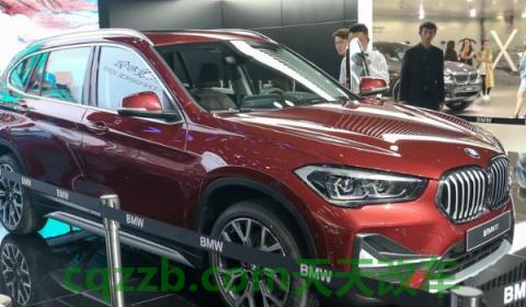 宝马x1后备箱尺寸(宝马x1后备箱能装下什么)  第2张