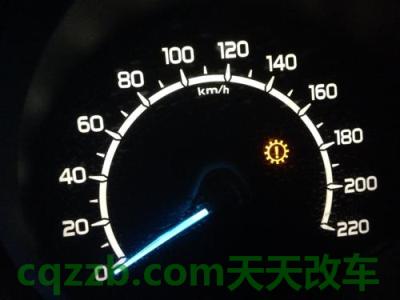 解答：福特嘉年华发动机故障灯什么意思 福特嘉年华发动机故障灯亮是什么原因(福特嘉年华故障灯亮了是怎么办)