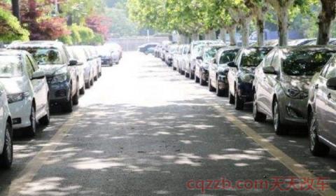 等红绿灯时可以上下人吗(那些地方不可以停车)  第2张