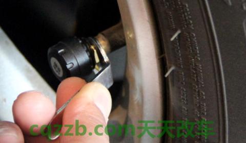 胎压传感器故障可以继续开吗(胎压传感器安装的位置)  第2张