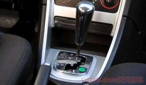 自动挡车档位P R N D(自动挡车辆的档位标志是相同的吗) 第2张