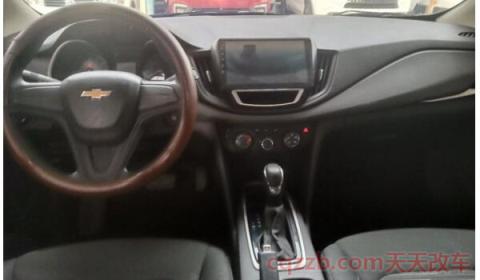 倒车影像如何调出红黄绿线(黄绿红三种颜色的辅助线含义)  第2张