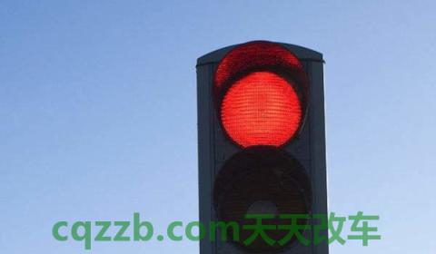 闯红灯扣多少(闯红灯的违章违法行为如何处理)  第2张