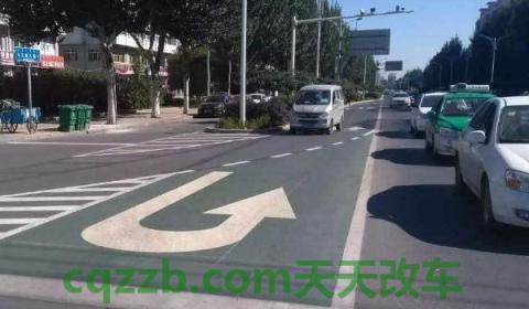 掉头要不要等左转绿灯(车辆路口掉头需要注意什么)  第2张