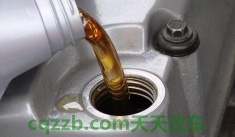 解惑一下:发动机油多久换一次(发动机机油更换的频率) 第3张