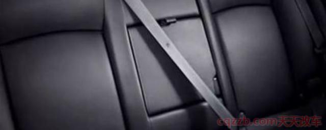 2020新交规关于后排安全带(后排乘客不系安全带对谁进行处罚) 第1张