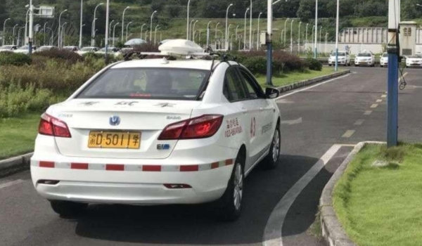 科二挂了三次建议换考场吗(机动车驾驶证科目二当天可以考几次)  第3张