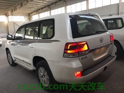了解汽车：兰博基尼小牛排量多少 兰德酷路泽4.5油耗是多少
