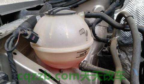 天气太冷汽车水温上不来(车辆的防冻液多久更换一次)  第2张