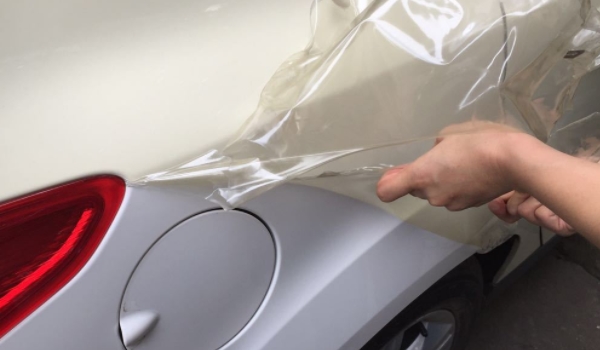 刚洗车下雨等于白洗吗(粘贴隐形车衣需要办理备案登记手续吗)  第2张